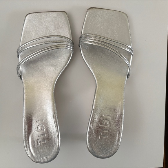 New with box, Tibi silver kitten heel mules - size 36.5 - Picture 1 of 5